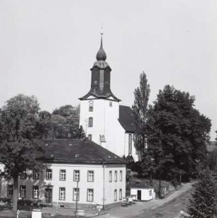 Evangelische Pfarrkirche Zum heiligen Kreuz