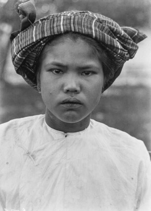 Frau der Shan (Deutsche Indien-Expedition 1926/1929 - 3. Myanmar)