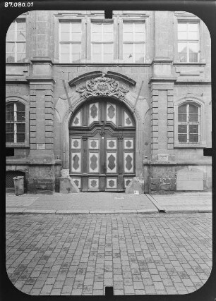 Quedlinburg, Kornmarkt 5. Salfeldsches Palais (1734-1737). Straßenfront (Teilansicht)