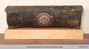 Truhe mit dem Wappen der Florentiner Familie Fantoni