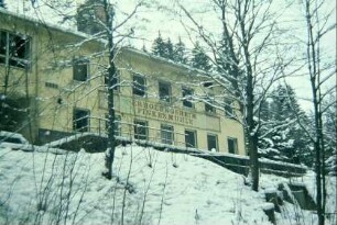 leerstehendes Haus des Erholungsheims "Finkenmühle"