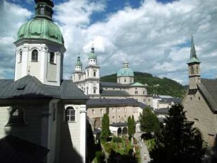 Salzburg: Stiftskirche St. Peter/Dom/Margarethenkapelle (Petersfriedhof)