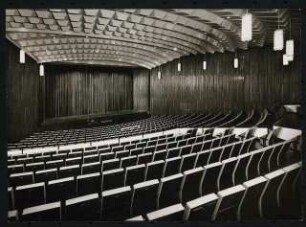 Stadttheater, Trier: Zuschauerraum, Blick auf Bühne