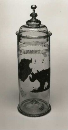 Deckelhumpen mit Darstellung eines Nashorns. Sachsen, 1621. Glas, Emailmalerei, z. T. vergoldet. Dresden: Kunstgewerbemuseum (Haase, 1988, Kat. Nr. 18)