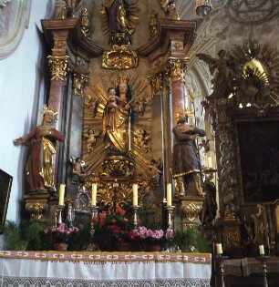 nördlicher Seitenaltar