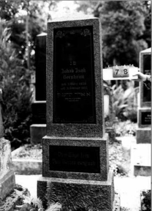 Grabstein 78