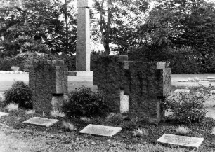 Kriegsgräberstätte; Bensheim, Außerhalb (Fehlheim) 7