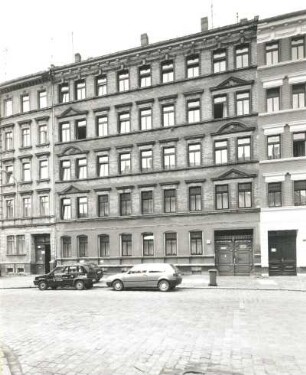 Leipzig-Anger Crottendorf, Theodor-Neubauer-Straße 42. Wohnhaus (nach 1890). Straßenansicht
