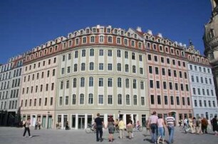 Dresden-Altstadt, Neumarkt 1-3. QF Hotel mit Weigelschem Haus sowie Wohn- und Geschäftshäusern. Eckansicht