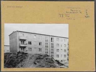 Wohnkomplex. Berlin, Pankow, Bleicheroder Straße 82