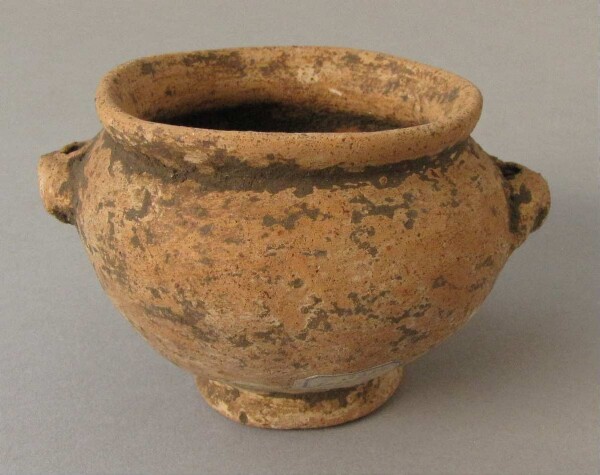 Clay vessel