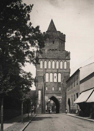 Königsberg in der Neumark. Ansicht des im 14. Jh. errichteten Bernikower Tores