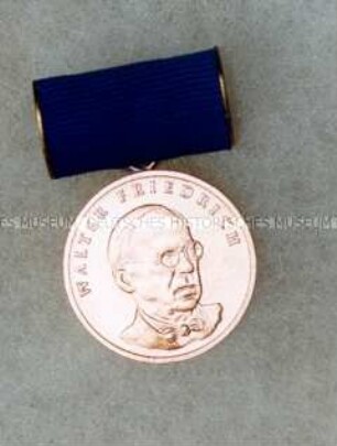 Walter-Friedrich-Medaille, Medaille der Akademie der Wissenschaften