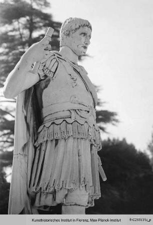 Statue des Kaisers Augustus (Körper Hinzufügung der 2. Hälfte des 2. Jahrhunderts n. Chr.)