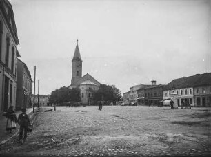 Guttentag, Ring : Guttentag (Dobrodzien/Polen). Ring. Blick zur katholischen Pfarrkirche Maria Magdalena nach Ostsüdost