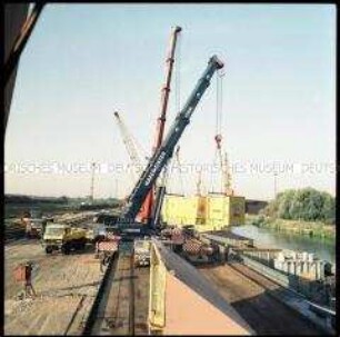 VE Kombinat Deutrans: Gütertransport im Hafen von Königswusterhausen