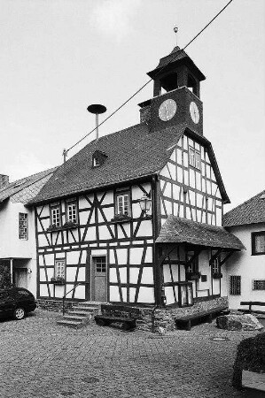 Ehem. Rathaus und Backstube; Weilrod, Am Rathaus 4