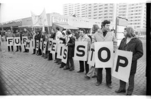 Kleinbildnegativ: Mieterprotest im Märkischen Viertel, 1972