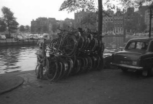 Niederlande. Fahrradhaufen in Amsterdam