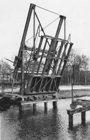 Klappbrücke Kamperfehn
