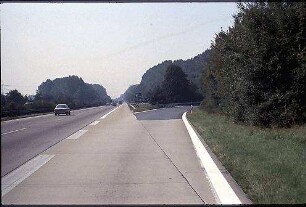 Ausfahrt West von Hauptfahrbahn West (Karlsruhe Richtung Basel)