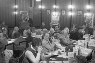 Oberbürgermeisterwahl 1986. Wahlkampfveranstaltung des Kandidaten Prof. Dr. Gerhard Seiler im Restaurant "Kühler Krug"
