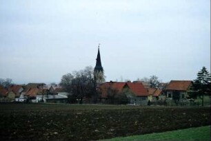 Blick zum Ort