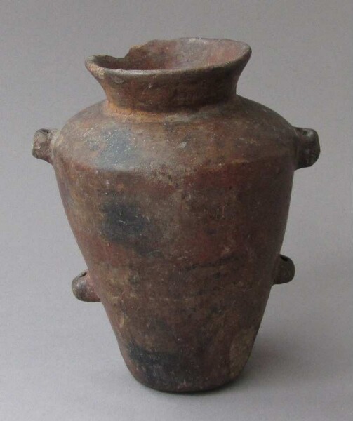 Clay vessel