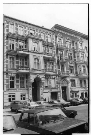Kleinbildnegative: Mietshaus, Winterfeldtstraße, 1983