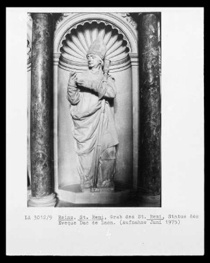Grabmal des heiligen Remigius — Statue des Bischofs Duc de Laon