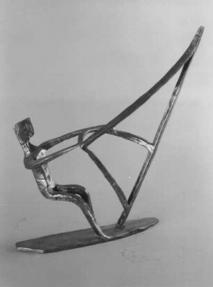 Surfer : Schmidt, Alfred: Surfer. Trappenkamp, 1983. Schmiedebronze; Höhe ca. 35 cm