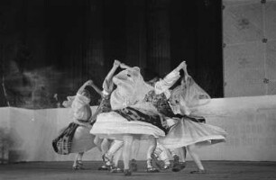Szenen aus dem Gastspiel des Moissejew-Ensembles, Staatsoper, 05.06.1954