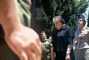 Israel. Ministerpräsidentin Meir als Trauerrednerin