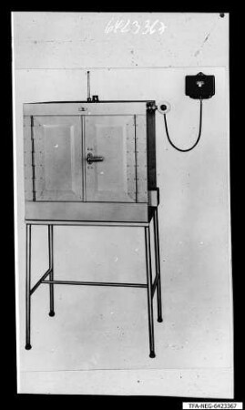 Repro: Trockenschrank, Bild 2; Foto 1964