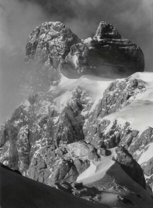 blick vom Dachstein auf das Dirndl, 2832m