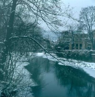Rhön. Bad Kissingen. Blick durch den winterlichen Park zum Regentenbau