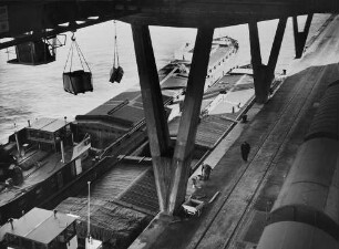 Archivfotografie "staedte_ludwigshafen_hafen_7629_1"