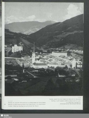 Gmünd, romantische mauerumgürtete Bergstadt im Abendlicht