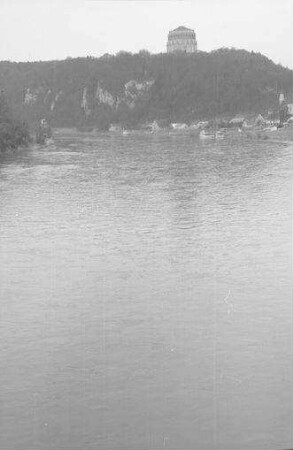 Kelheim: Donau mit der Befreiungshalle