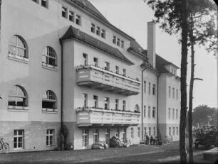 Coswig. Wettinstift, Friedewaldstraße 10. Außenansicht