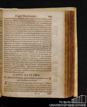 Caput Qvartum. De Machinis Veterum, quibus immania pondera terrâ & aquâ vehebant aut trahebant.