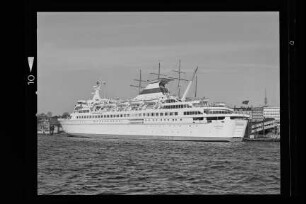 Kareliva (1976)