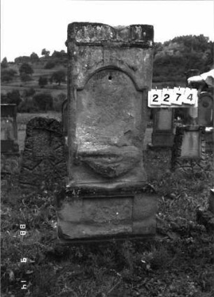 Grabstein 2274 (Index: 100097384) Maße HxBxT: 163x59x24 cm: Grabstein 2274