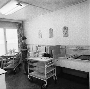 Dresden-Johannstadt, Elisenstraße. Kindergarten. Küche mit Abwaschbecken