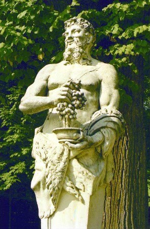 Versailles: Allegorie, Bacchus