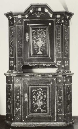 Speiseschrank