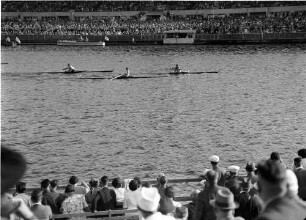 Grünau: Einer vor dem Ziel: Österreich; Canada; Australien
