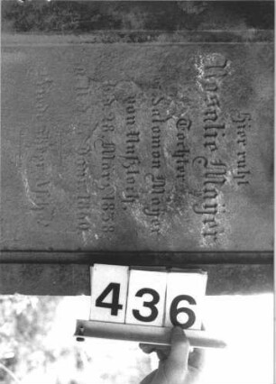 Grabstein 436 (Detailaufnahme)