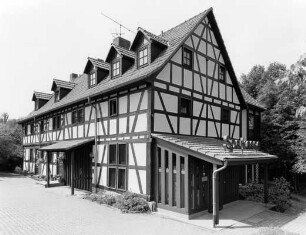 Fachwerkwohnhaus; Alsfeld, Lauterbacher Straße 17
