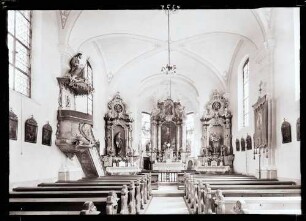 Pfarrkirche innen nach Osten